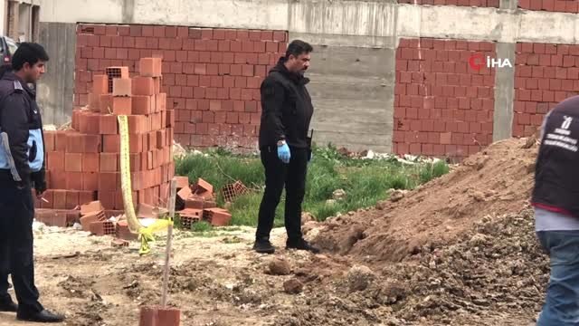 İnşaat Kazısında Kafatası ve İnsan Kemiği Bulundu