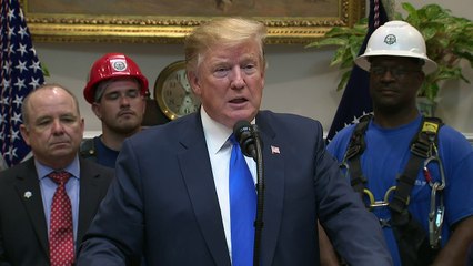 Trump sopesa enviar migrantes a “ciudades santuario" demócratas