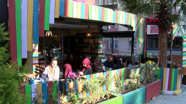 Bursa Bu Kafede Herkes İşaret Dili Konuşuyor