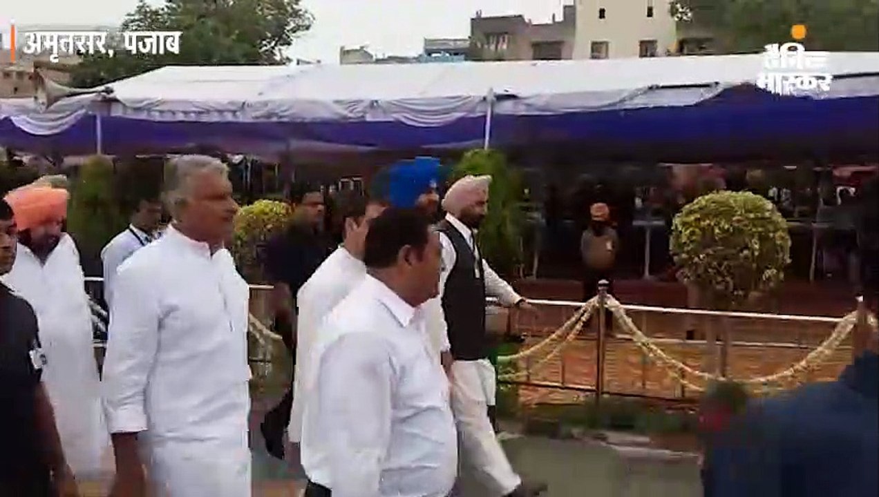राहुल गांधी ने शहीदों को श्रद्धांजलि दी