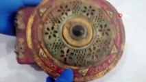 Diyarbakır’da 1100 Yıllık Altın Yazmalı Dini Motifli Kitap Ele Geçirildi