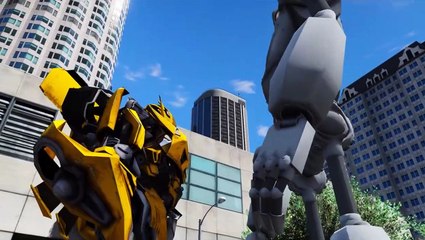 THE IRON GIANT (1999) VS BUMBLEBEE (TRANSFORMERS)