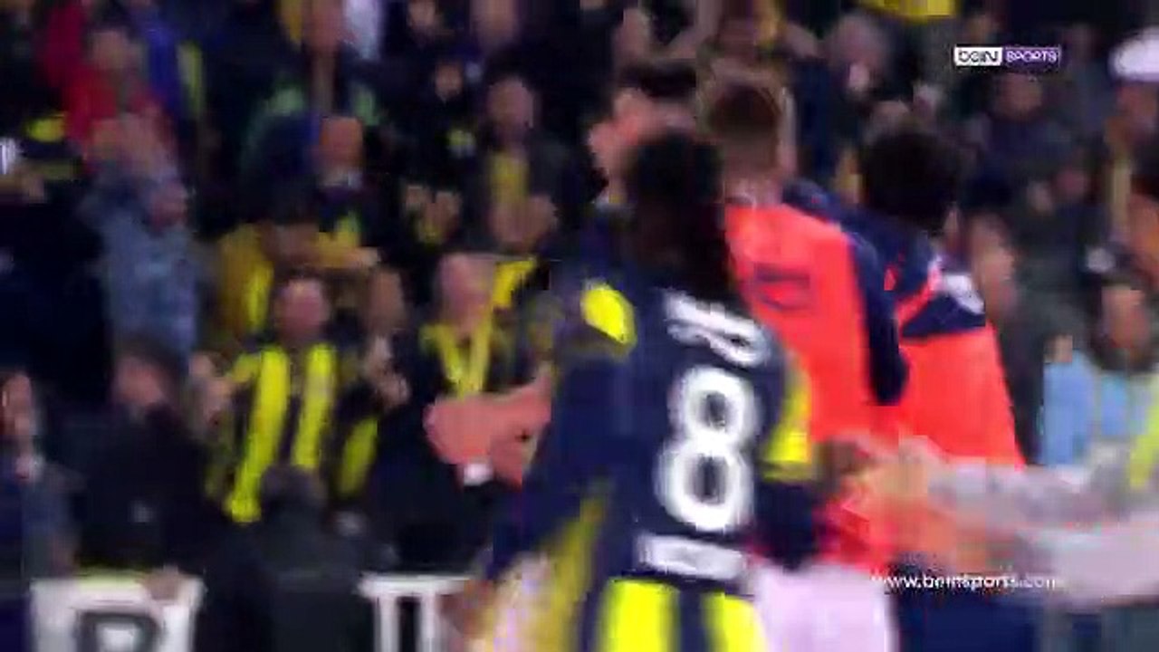 Kadık_#246;y'de beraberliği getiren gol Eljif Elmas't