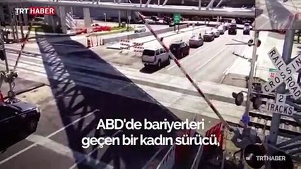 ABD'de dikkatsiz sürücü hızla gelen trenle çarpıştı
