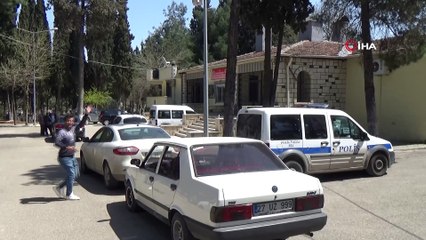 Güvercinlerini beslemek isterken canından oldu