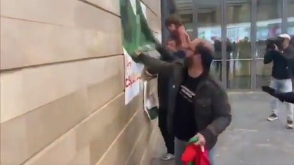 Altercados contra los simpatizantes de Vox en San Sebastián.