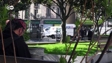 France: Homeless Twitter activist shines light on Paris street life | Focus on Europe