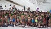 شاهد: أكثر من 1500 شخص يتزلجون بالبكيني في روسيا في مهرجان سنوي