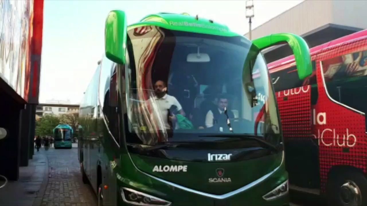 Sevilla - Betis: Llegada del Real Betis al Pizjuán