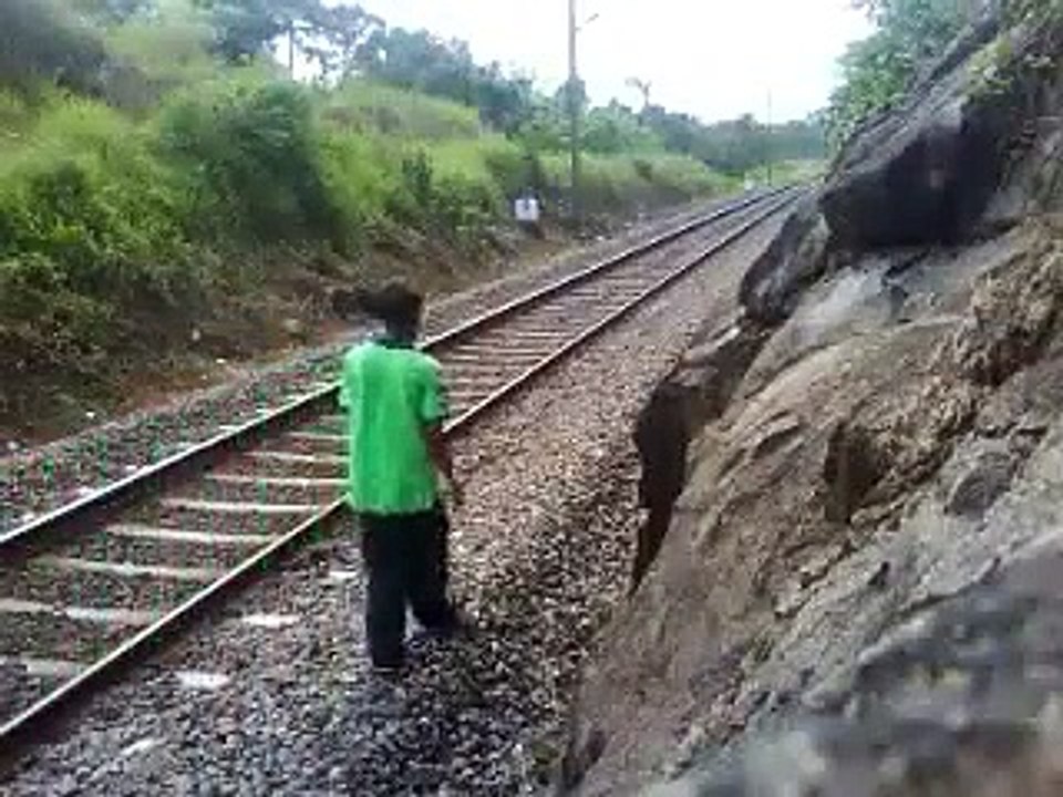 Cc Te Pasa Un Tren Por Encima - Que Loco - #Comparte #FullVideosMore