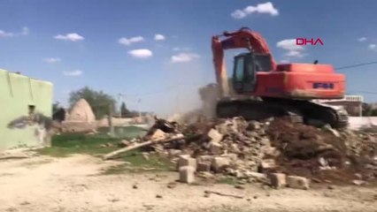 Şanlıurfa Harran Ören Yerindeki Beton Yapılar Yıkılıyor