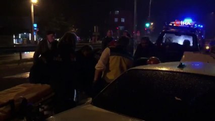 Üç otomobilin karıştığı kazada 1 kişi yaralandı