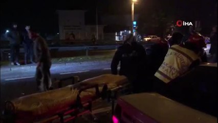 Üç Otomobilin Karıştığı Kazada 1 Kişi Yaralandı