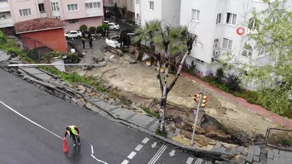 Küçükçekmece'de Çöken Duvar Havadan Görüntülendi