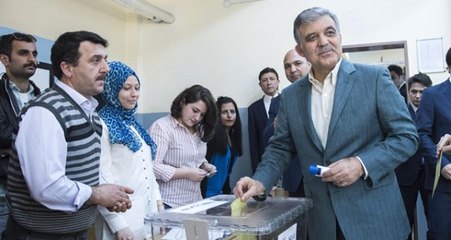 AK Partili Eski Vekilden Gül'ün İstanbul Yorumuna Sert Tepki: Haddini Aşıyor