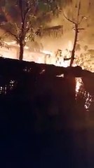 Myanmar'da Müslümanların evleri ateşe verildi