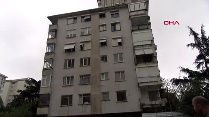 İstanbul- Kadıköy'de Bahçe Duvarı Çöktü, Apartman Mühürlendi
