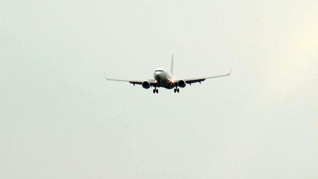 Rare Catch! B737-800W Go2Sky Slovakia approaching EDJA-Allgäu Airport (1080/50P) 13.04.2019