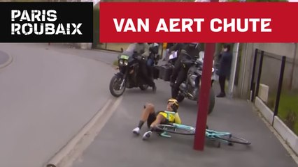 Van Aert Chute - Paris-Roubaix 2019