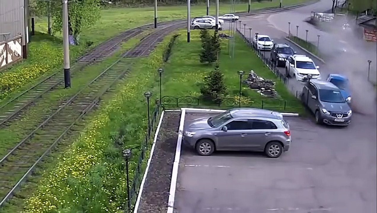Car crashes - 53