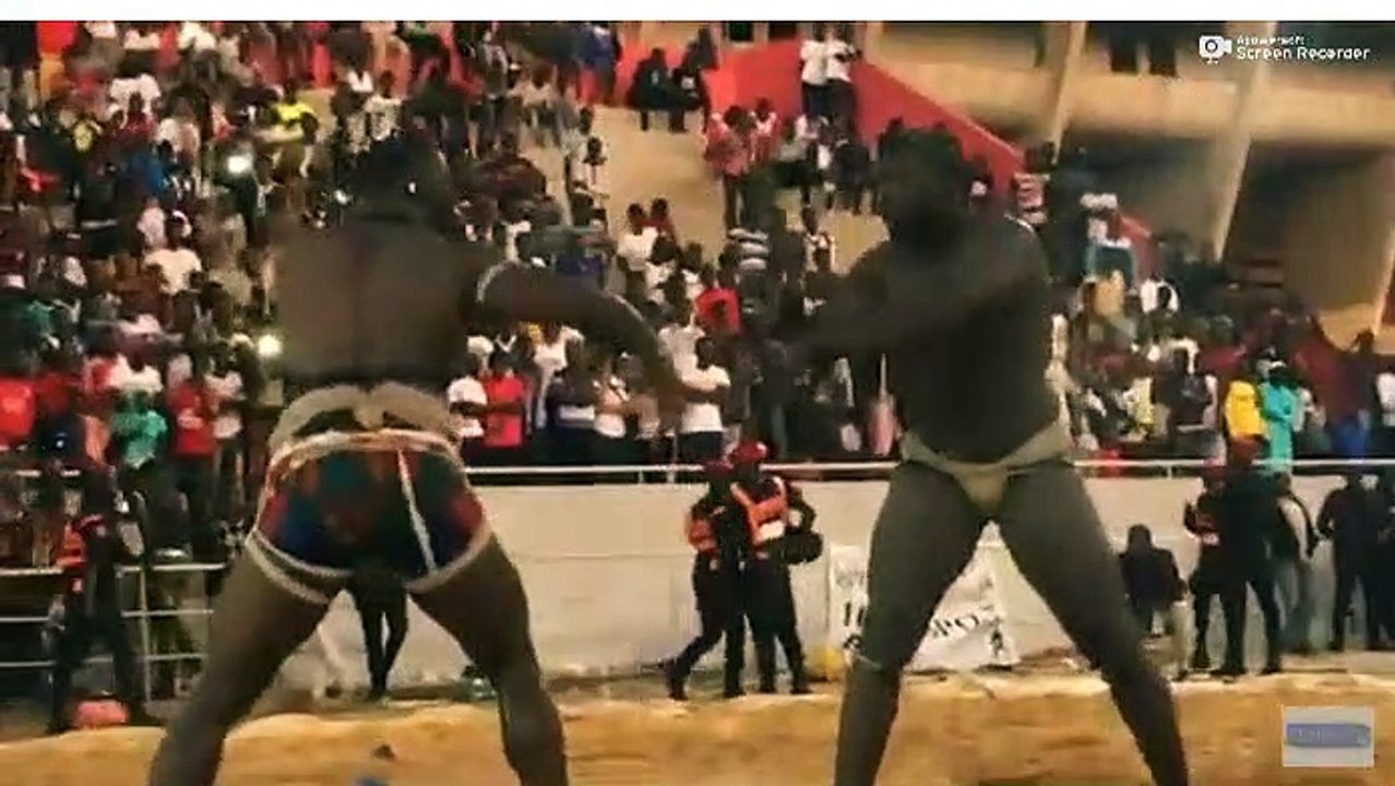 Vidéo : Niakh Diariniou remet Laye Pythagore à sa place