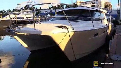 2019 Arrowcat 420 Power Catamaran - Quick Walkaround - 2018 Fort Lauderdale Boat Show