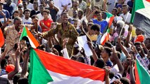 ما وراء الخبر-مطالب السودانيين من العسكر لترتيب المرحلة الانتقالية