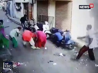 गली में खेलती बच्ची को कुत्ते ने नोंचा, घटना CCTV में कैद