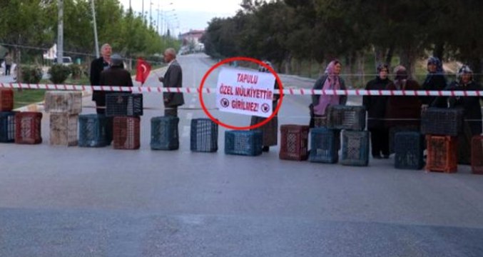 Tapulu Arazimiz Deyip Pamukkale Yolunu Kapattılar!