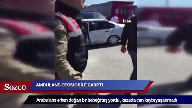 Ambulans otomobile çarptı