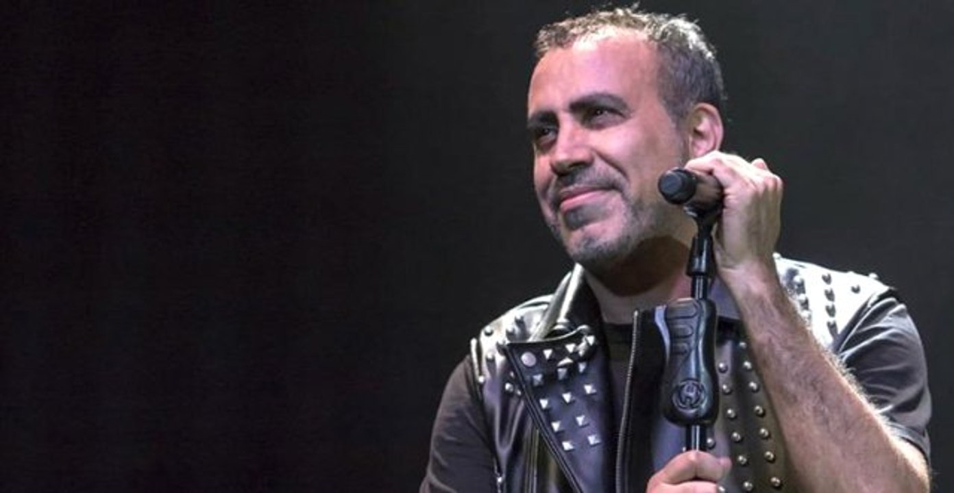 Haluk Levent'in Yatak Pozu Sosyal Medyayı Ayağa Kaldırdı