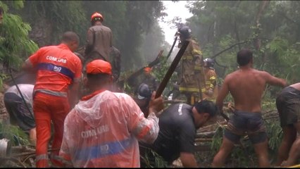 Brazil: Search for survivors continue after buildings tumble