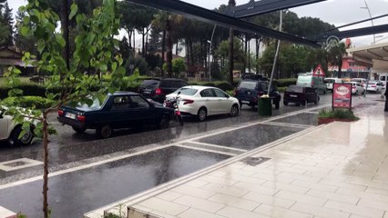 Muğla'da dolu ve sağanak etkili oldu