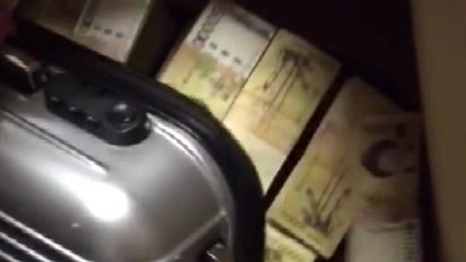 은신처에 현금 18억...'파워볼' 불법 도박사이트 적발 / YTN