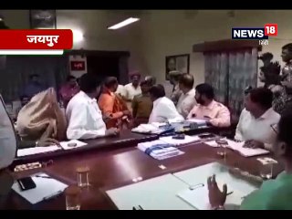 चुनाव आयोग ने दिए चित्तौड़गढ़ के एएसपी और डीएसपी को तत्काल हटाने के आदेश, देखें क्यों