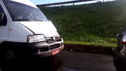 Colisão de trânsito é registrada na BR-277