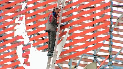 Saadet Partisinin çatısındaki amblem söküldü - ANKARA