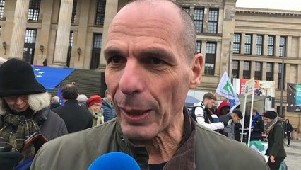 Προεκλογική ομιλία Βαρουφάκη στο Βερολίνο