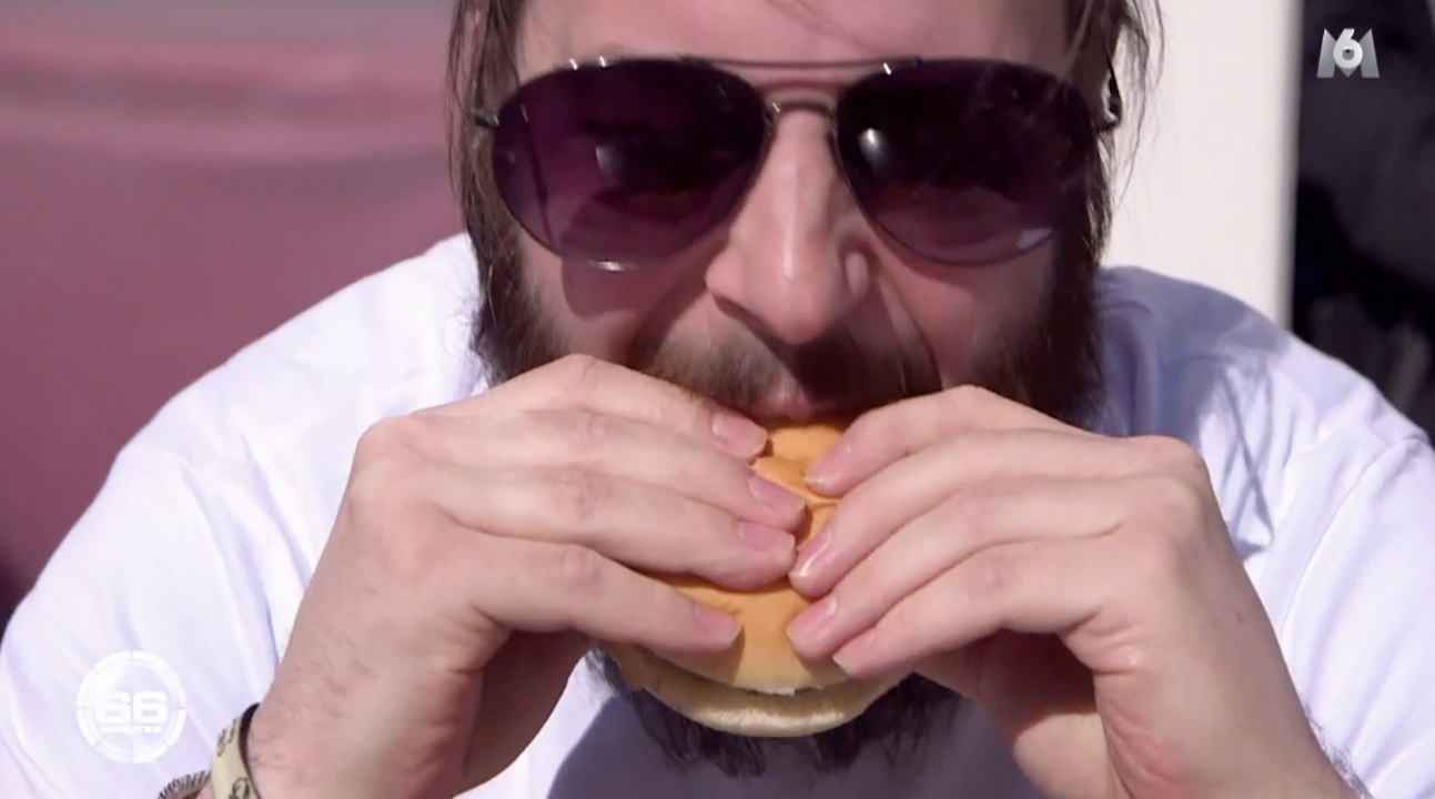 Ils mangent 12 burgers en une minute ! (66 Minutes) - ZAPPING TÉLÉ DU 15/04/2019