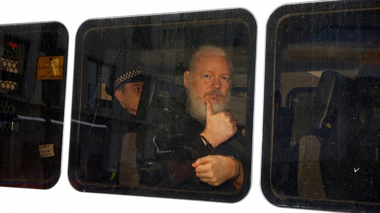 Moreno: Assange hat 'Zentrum der Spionage' betrieben