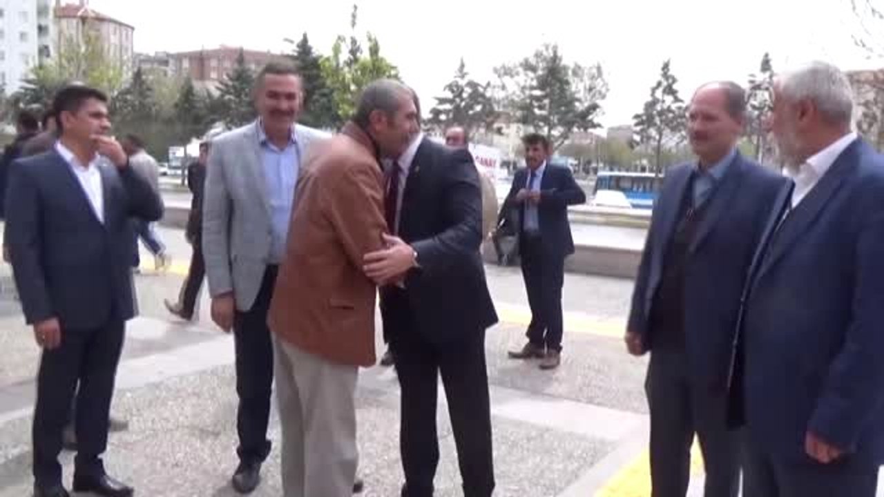 Aksaray Belediye Başkanı Dinçer Mazbatasını Aldı