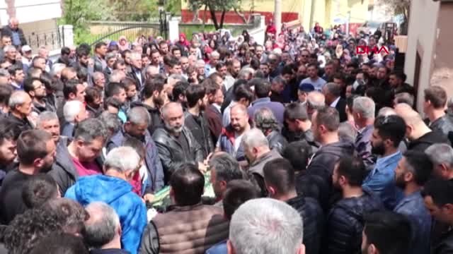 Denizli Kazada Ölen İki Arkadaş Toprağa Verildi