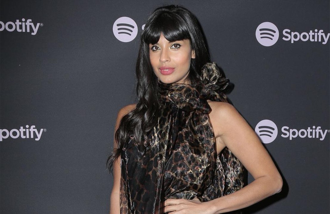Jameela Jamil: Zu alt, zu fett, zu ethnisch?