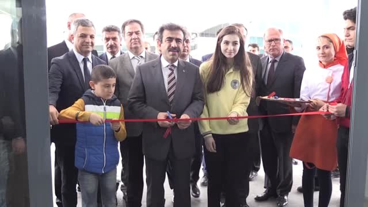 Vali Güzeloğlu: "Bağımlılık, Terör Tehditiyle Eş Anılacak Bir Risk ve Güvenlik Sorunudur"