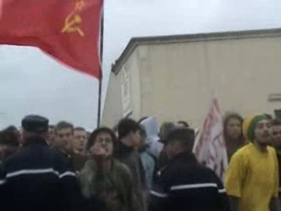 Une manif de communistes contre Jean Marie Le Pen