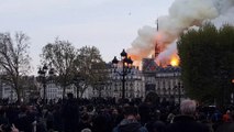 Vidéo impressionnante de l'incendie de la Cathédrale Notre Dame de Paris
