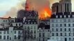 INCENDIE  le clocher de La cathédrale Notre-Dame de Paris s'effondre