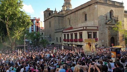 Palio San Pablo con Campanilleros en las Setas