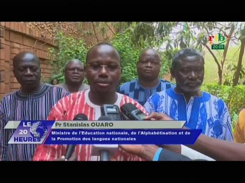 RTB/Les acteurs du ministère en charge de l`éducation nationale prennent connaissance des nouveaux Curricula d`Enseignements