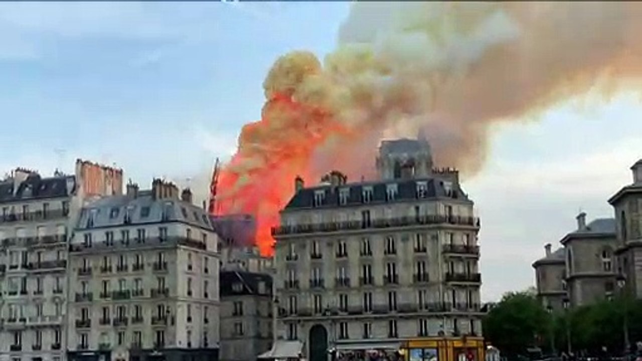 'Dramatische Schäden' nach Brand in Notre-Dame